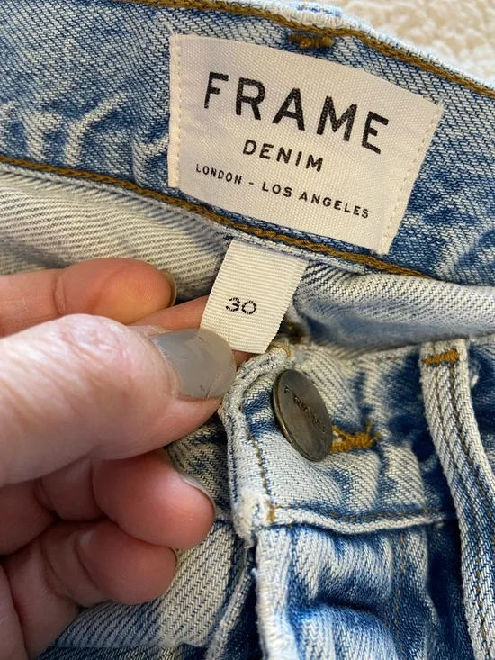Frame "Le Original" button fly straight-leg jeans in a distressed Size 30 - Picture 4 of 13